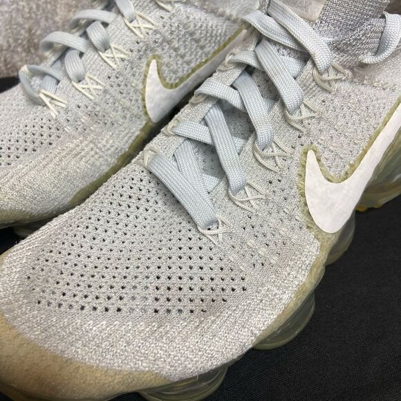 Nike Air Vapormax Flyknit Platinum Gray Running Athletic Shoes Size 7.5 - Picture 10 of 16